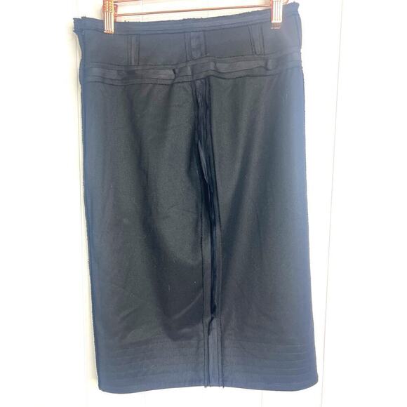 Robert Rodriguez Dresses & Skirts - Robert Rodriguez‎ Black Fully Lined Raw Seam Pencil Skirt Size 4
